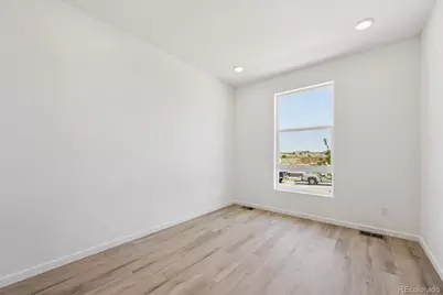 479 S Salida Street, Aurora, CO 80017 - Photo 3