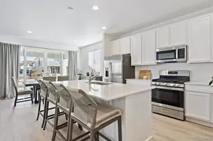 9074 Truckee Ct, Commerce City, CO 80022 - Photo 3