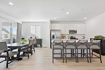 9074 Truckee Court, Commerce City, CO 80022 - Photo 5