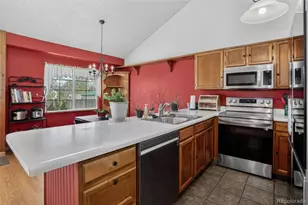 19886 E Bethany Dr, Aurora, CO 80013 - Photo 11