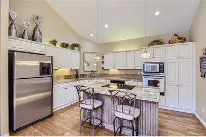 9853 Greensview Circle, Lone Tree, CO 80124 - Photo 7