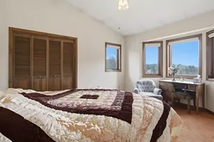 7013 Silverhorn Dr, Evergreen, CO 80439 - Photo 17