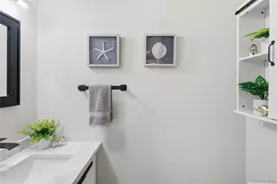 3825 S Monaco Parkway, Denver, CO 80237 - Photo 17