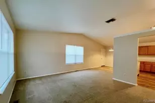 2013 Carlee Dr, Pueblo, CO 81005 - Photo 3