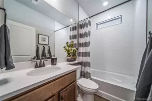 21927 E 51st Dr, Aurora, CO 80019 - Photo 9