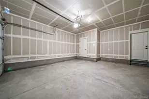 21927 E 51st Dr, Aurora, CO 80019 - Photo 13