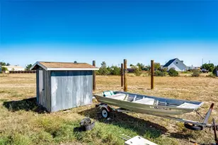 1850 Comanche Dr, Strasburg, CO 80136 - Photo 25