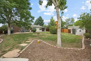 686 Elkhart St, Aurora, CO 80011 - Photo 27