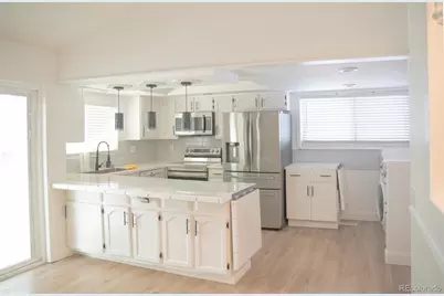 3719 E Mission  Parkway, Aurora, CO 80013 - Photo 9