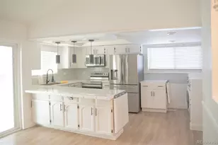 3719 E Mission Pkwy, Aurora, CO 80013 - Photo 9