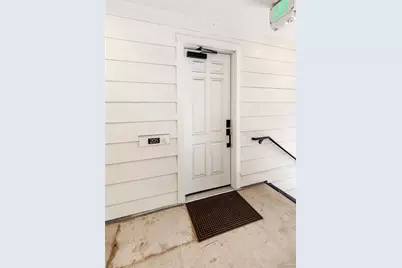 6153 N Ceylon Street #2-205, Denver, CO 80249 - Photo 3