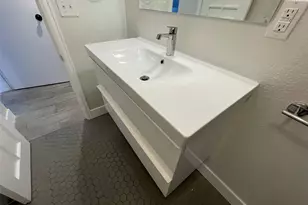 1691 Monroe St, Denver, CO 80206 - Photo 17