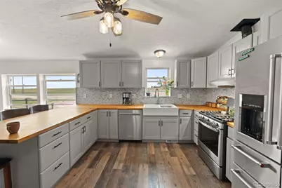 59520 E 64th Avenue, Strasburg, CO 80136 - Photo 29