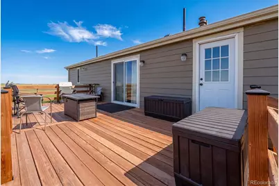 59520 E 64th Avenue, Strasburg, CO 80136 - Photo 39