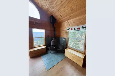 1049 Spencer Mountain Road, Bellvue, CO 80512 - Photo 11