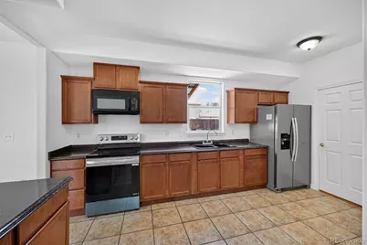 5288 Fairplay Street, Denver, CO 80239 - Photo 9