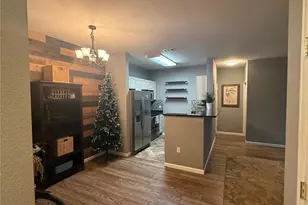 8389 S Independence Cir, Littleton, CO 80128 - Photo 7