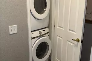 8389 S Independence Cir, Littleton, CO 80128 - Photo 11