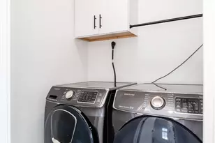 1065 S Monroe St, Denver, CO 80209 - Photo 23