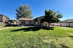 463 W Player Dr, Pueblo West, CO 81007 - Photo 29
