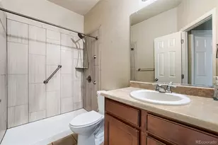 25107 E Canal Pl, Aurora, CO 80018 - Photo 19