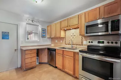 11860 W Independence Avenue, Lakewood, CO 80401 - Photo 17