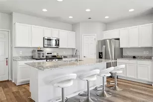 16291 Bolling Dr, Denver, CO 80239 - Photo 9