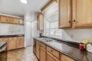 1015 W Longview Ave, Littleton, CO 80120 - Photo 11