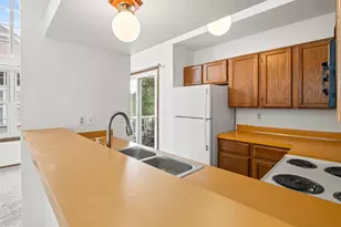 5725 W Atlantic Pl, Lakewood, CO 80227 - Photo 9