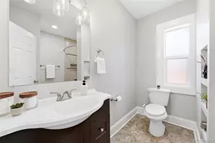 3324 N Franklin St, Denver, CO 80205 - Photo 19
