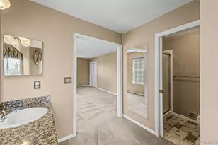 487 S Kingston Cir, Aurora, CO 80012 - Photo 31