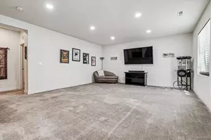 11589 E 25th Dr, Aurora, CO 80010 - Photo 23