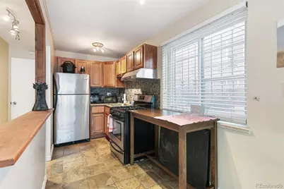 1260 N Logan Street, Denver, CO 80203 - Photo 7
