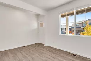 9938 Danube Ct, Commerce City, CO 80022 - Photo 7