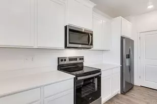 9938 Danube Ct, Commerce City, CO 80022 - Photo 15