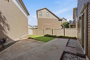 18619 E 50th Pl, Denver, CO 80249 - Photo 17