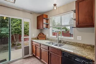 4974 Jasper Ct, Denver, CO 80239 - Photo 11