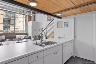 1090 Cherokee St, Denver, CO 80204 - Photo 9