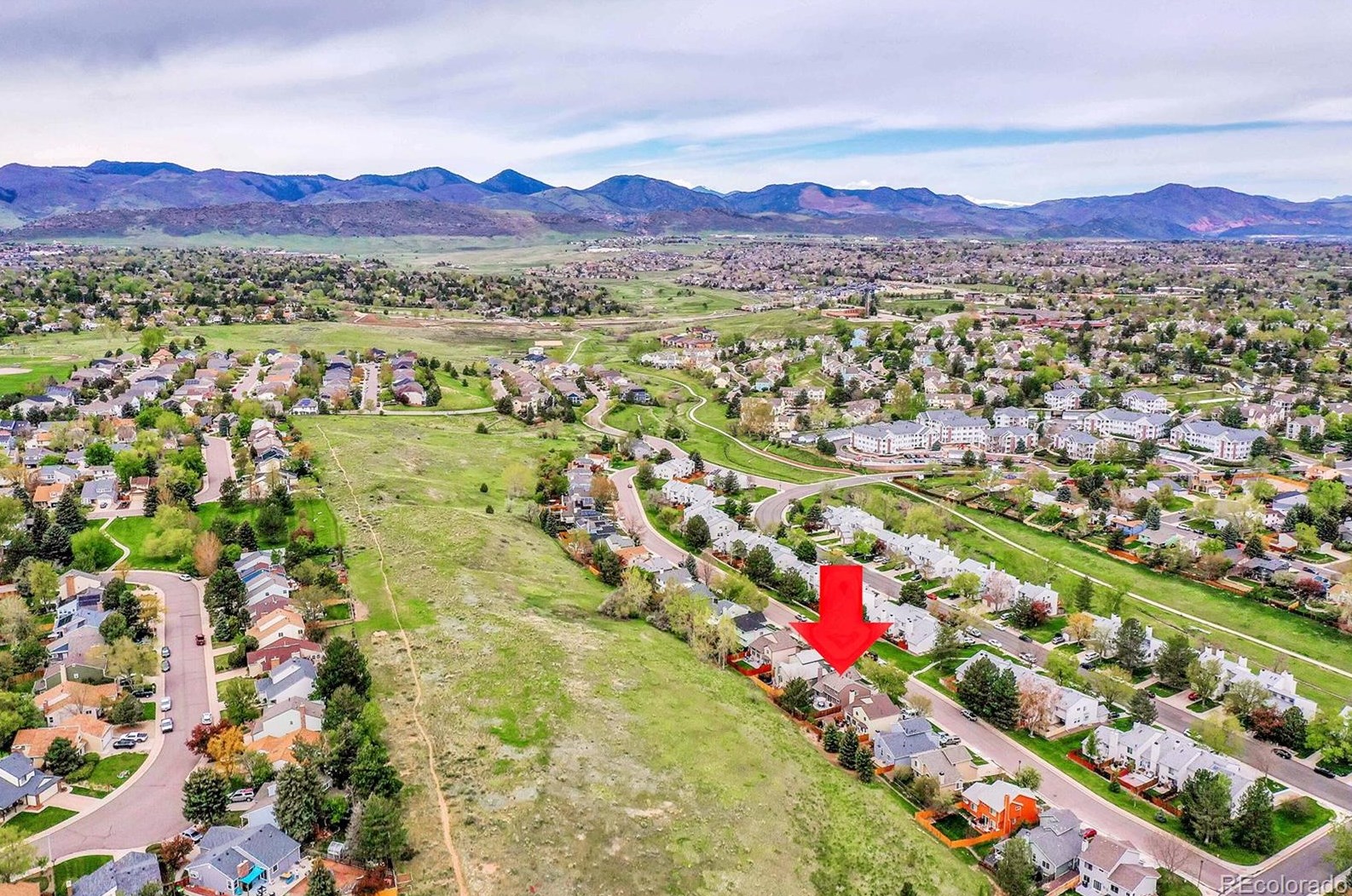 8910 Portland Ave, Littleton CO 80128-8011 exterior