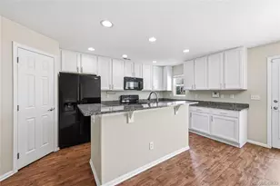 17254 Lark Water Ln, Parker, CO 80134 - Photo 9