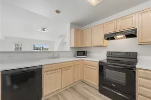 1583 S Danube Way, Aurora, CO 80017 - Photo 5