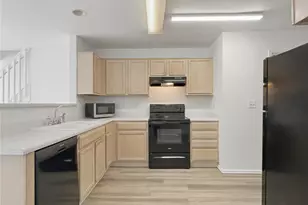1583 S Danube Way, Aurora, CO 80017 - Photo 3