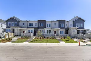 366 N Bersshine Ct, Watkins, CO 80137 - Photo 1