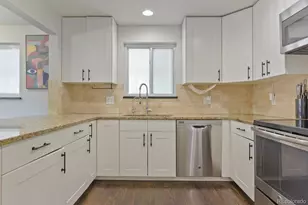2555 E Maplewood Ave, Littleton, CO 80121 - Photo 9