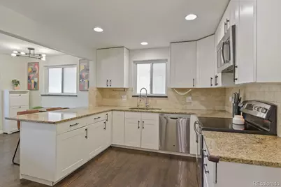 2555 E Maplewood Avenue, Littleton, CO 80121 - Photo 11