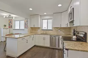 2555 E Maplewood Ave, Littleton, CO 80121 - Photo 11