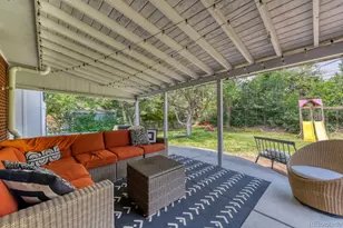 2555 E Maplewood Ave, Littleton, CO 80121 - Photo 25
