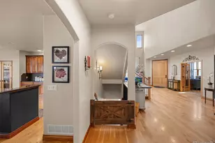 10215 W Wesley Dr, Lakewood, CO 80227 - Photo 9