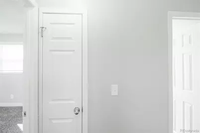 11408 E 7th Avenue, Aurora, CO 80010 - Photo 11