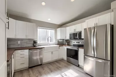 9831 Sydney Lane, Highlands Ranch, CO 80130 - Photo 11